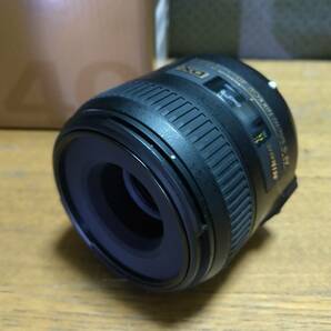 【美品】★Nikon AF-S DX Micro NIKKOR 40mm F2.8G 単焦点 マイクロレンズ 超音波モーター[SWM]搭載 光学極クリア動作品★の画像2