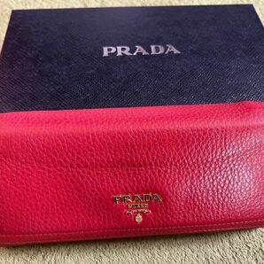 【値下げ】PRADA 長財布　ROSSO