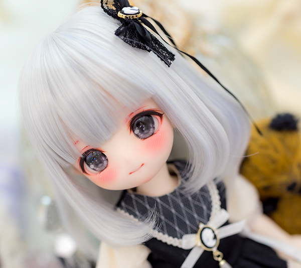 ロンシュカ BabyKumako LALA カスタムヘッド デカールアイ+ウィッグ