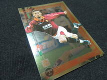 中田英寿　セリエA ローマ　PANINI I PROGRESSI DEL SECONDO ANNO 1999-2000 希少　光沢ゴールドカード_画像3