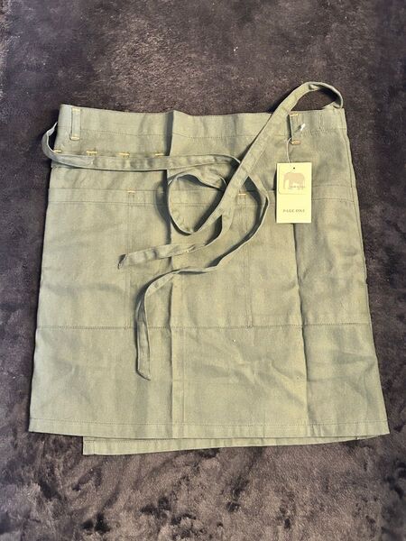 ショート丈エプロン size M★未使用