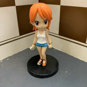 Оперативное решение One Piece Nami Adventure Clothing World Коллективная фигура Театральная версия сильный мир сильный мир версии 1 MV002