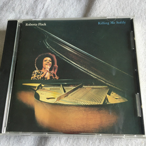 Roberta Flack「Killing Me Softly」＊クラシックやジャズを学び、新時代のソウル・ミュージックを生み出したRoberta Flackの通算5作目