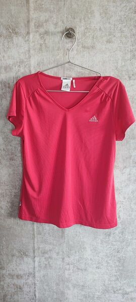 786.アディダスＴシャツ　UVケア adidas CLIMALITE