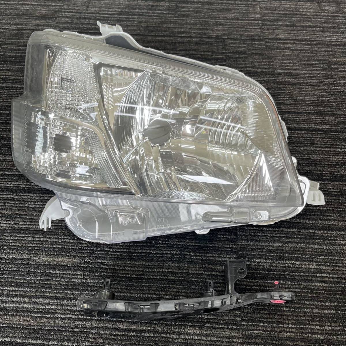 ヤフオク! -「5160」(ヘッドライト) (ダイハツ用)の落札相場・落札価格