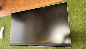 美品　LG 32SQ730S-W 31.5型 LG SMART Monitor 4K 32SQ730SW　vesa対応モニターだけでも　ネット動画再生可能 『LG スマートモニター』