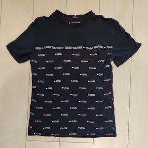 半袖Tシャツ　トミーヒルフィガー　TOMMY HILFIGER　紺　ネイビー　ロゴ　152