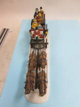 　ヘリテージ　ヴィレッジ　台湾　4頭立て馬車 陶器 人形 フィギュリン　２７cm 置物 オブジェ インテリア　_画像3