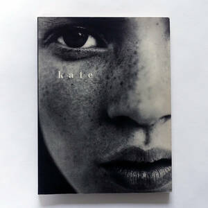 ケイト・モス　「 kate」写真集・洋書　スーパーモデル　希少本！