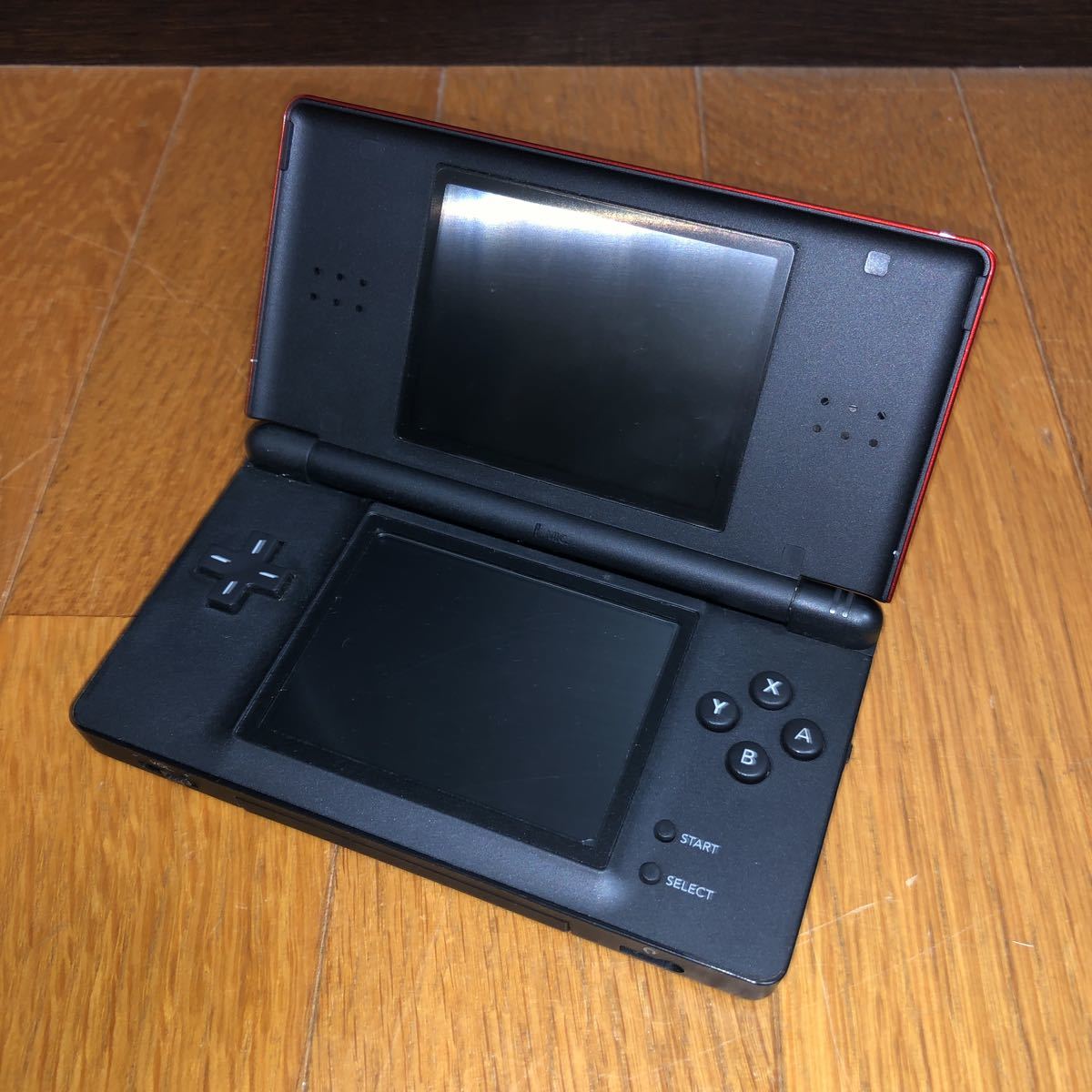 ヤフオク! -「赤 黒」(DS Lite) (ニンテンドーDS本体)の落札相場・落札価格