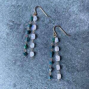 6月誕生石 ブルームーンストーン ブルーグリーンヒートオパール ロング ピアス 14kgf