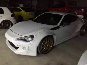 FT86 ZN6 BRZ ZC6 RB2-STYLE FRP Body kitParts （4ピース）