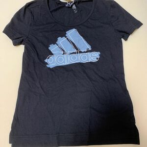 adidas Tシャツ　新品未使用品 プリントTシャツ 半袖Tシャツ