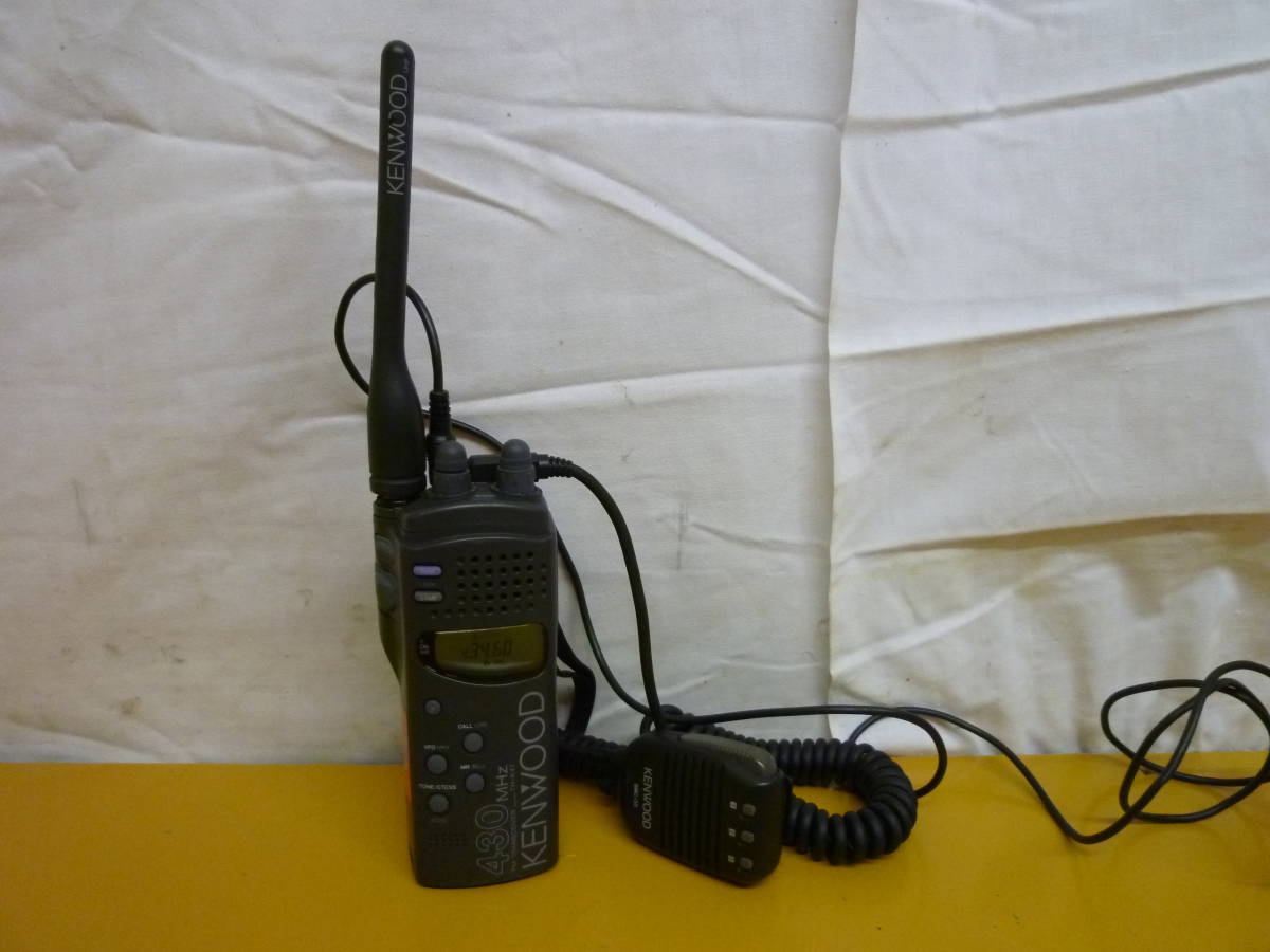 EE704 KENWOOD 430MHz FMトランシーバー TH-K47 ハンディタイプ 動作