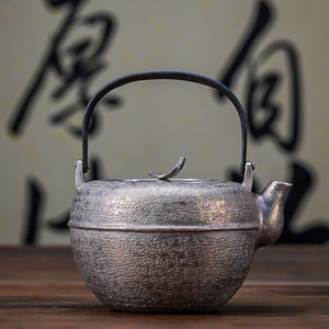 古銀 茶壺 「純銀岩肌紋口打出提梁壺」 銀瓶 煎茶 湯沸 急須 茶道具 時代物 銀純度99.9% LT-05419
