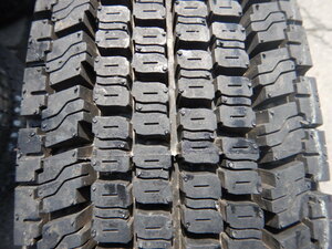 1本のみ★パT5158①■205/85R16 117/115L LT KRC 再生 未使用 スタッドレス■条件付送料無料■トラック 更生 10分山 スペア 