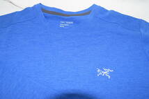 ☆新品未使用☆アークテリクス ARC’TERYX 長袖 Tシャツ CORMAC CREW LS☆29124☆ブルー☆Mサイズ 肩幅45㎝ 身幅57㎝ 着丈69㎝ 袖丈67㎝_画像3