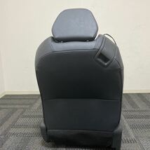 中古 美品 トヨタ ZC8 GR86 ハチロク RZグレード用 純正 レザー シート 右 運転席 黒赤 ブラック レッド スエード 本革 BRZ ZD8_画像9