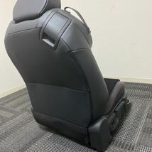 中古 美品 トヨタ ZC8 GR86 ハチロク RZグレード用 純正 レザー シート 右 運転席 黒赤 ブラック レッド スエード 本革 BRZ ZD8_画像10