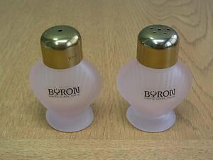ガラス瓶 BYRON のソルト＆ペッパー S&P　2個で1セット　ガラス製