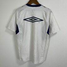 umbro アンブロ レディース ウィメンズ 半袖 Tシャツ トップス スポーツ ウェア Sサイズ ホワイト ネイビー レッド ロゴ プリント Vネック_画像4