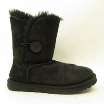 157♭UGG アグ W BAILEY BUTTON ウィメンズ ベイリーボタン 5803 ムートンブーツ US7 24cm 箱有 ※中古_画像4