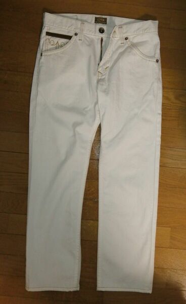 EDWIN ホワイトデニム size32