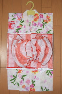  new goods * child yukata 4 point set * girl 120cm eggshell white wild pink ./ obi sash musubi orange * geta 