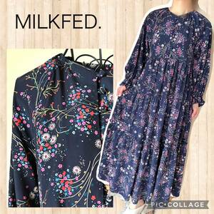 MILKFED. ミルクフェド　花柄　マキシ　ロング　ワンピース　ネイビー　ゆったり　ボタニカル　総柄　長袖　フリル　春夏秋冬