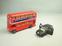 コーギー CORGI THE LONDON SCENE ROUTEMASTER BUS ＆TX1 LONDON TAXI【撮影使用品】2000年頃～発売モデル_画像2