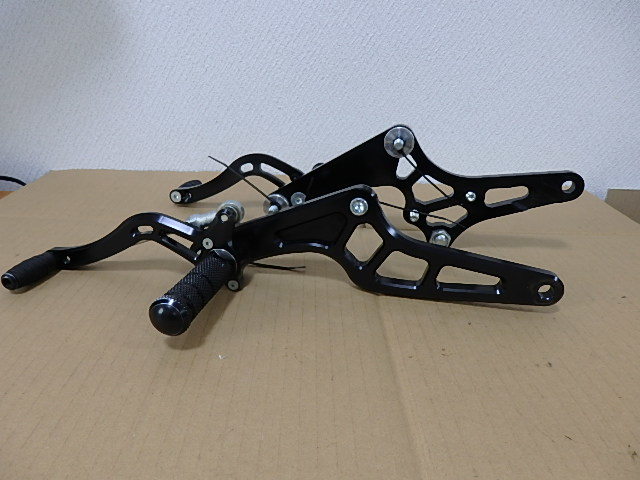 ヤフオク! -「ゼファーχ バックステップ」の落札相場・落札価格