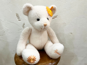 Harrods/ Harrods flower embroidery white Bear teddy bear approximately 40cm Britain interior collection 
