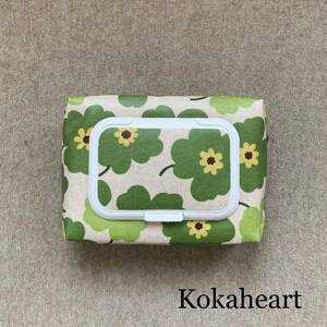  free shipping * pre-moist wipes case * bacteria elimination seat pouch * Northern Europe manner * large floral print * green 