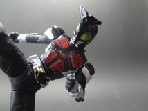 仮面ライダーダークカブト　仮面ライダーカブト アクションポーズ～最終決戦編～_画像3