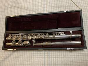 フルート　ヤマハ　YFL-312　美品　Eメカニズム装備　頭部管銀　￥１４万　FLUTE YAMAHA