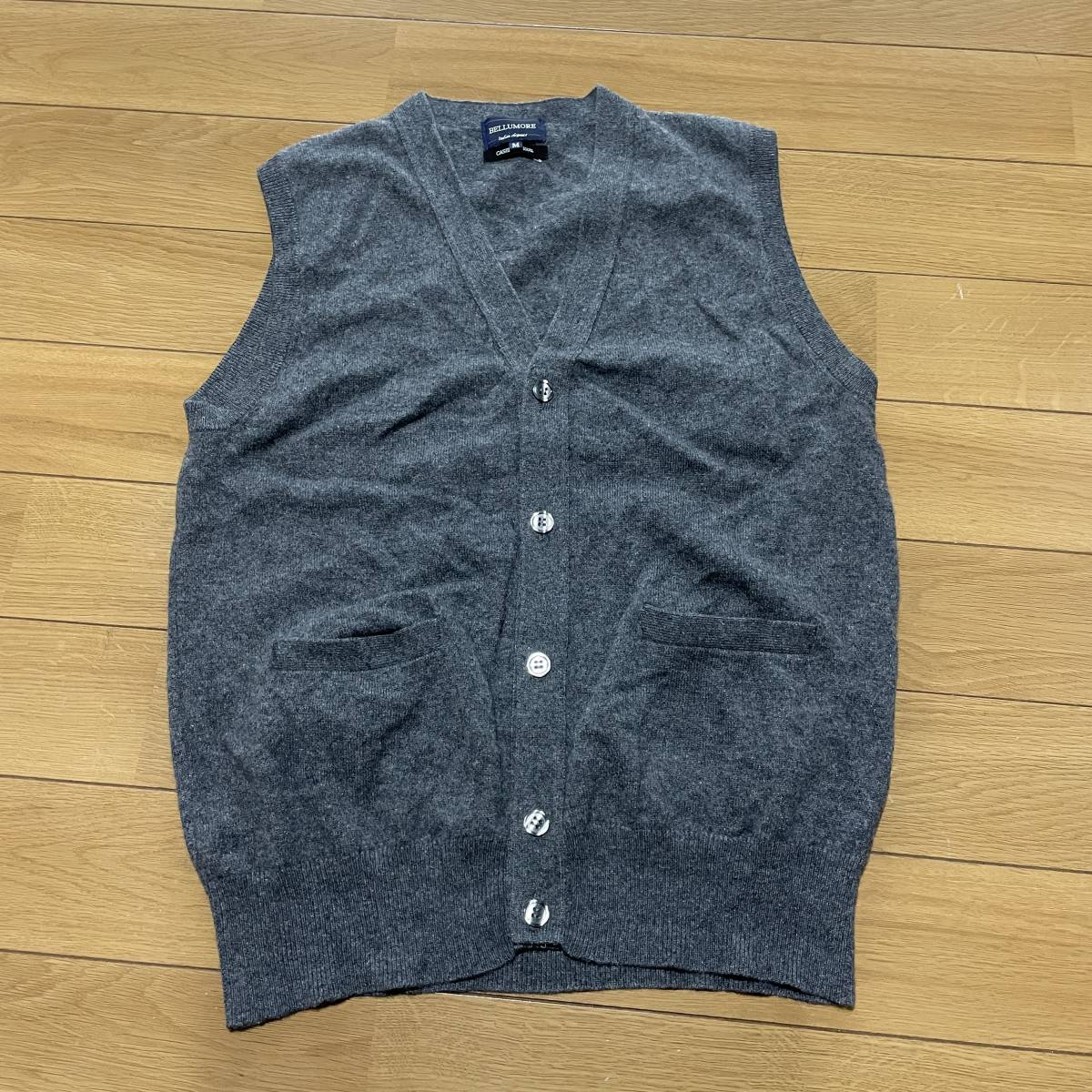 ヤフオク! -「カシミヤ ベスト」の落札相場・落札価格