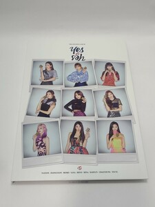 TWICE　Yes or Yes: 6th Mini Album (B Ver.) CD アルバム　グッズ　ブックレット　フォトブック　写真集　ダヒョン サナ ミナ ジョンヨン