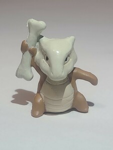 ガラガラ　ポケモン　フィギュア　鉛筆（えんぴつ）キャップ　カラー　当時物　グッズ ポケットモンスター 人形 ソフビ 塩ビ　任天堂