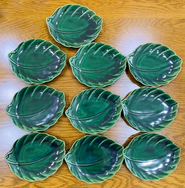 ＊ リーフ　小皿　10枚　グリーン　緑　葉っぱ　おしゃれ 菓子皿