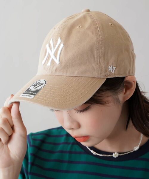 47 / フォーティーセブン　New York Yankees・ニューヨーク ヤンキース チームロゴ刺繍キャップ　ベージュ　帽子