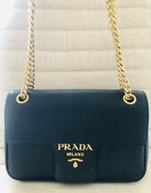 【早い者勝ち】PRADA チェーンバック　プラダショルダーバッグ_画像1