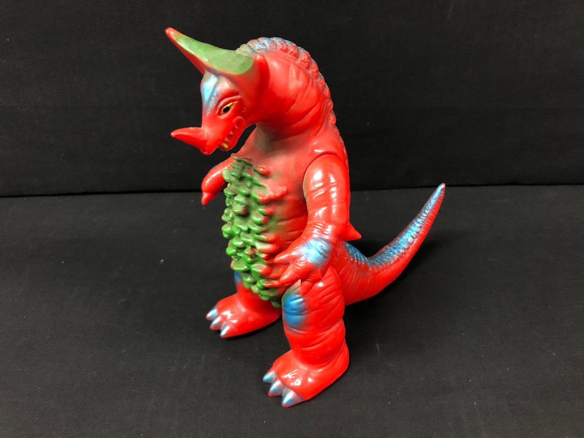ヤフオク! -「ゴモラ ソフビ」(ウルトラマン) (特撮)の落札相場・落札価格