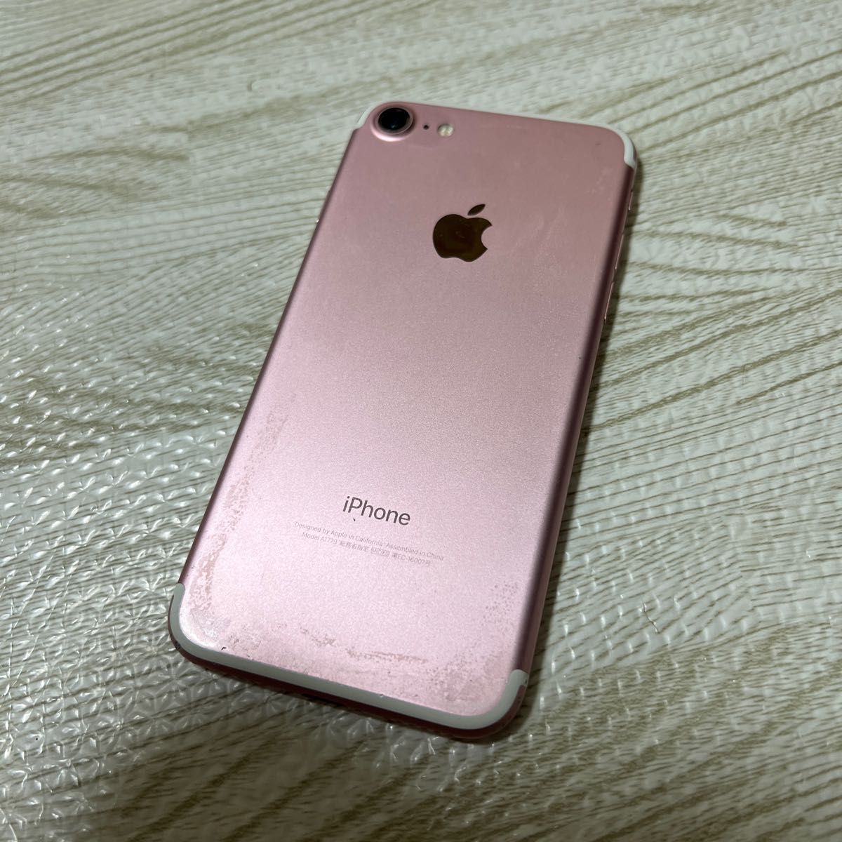 iPhone7 ローズゴールド 32G 美品 値引済｜PayPayフリマ