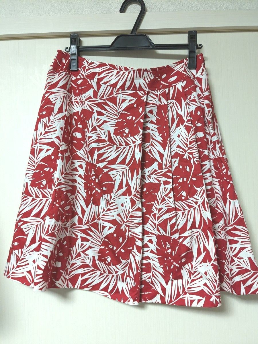 ギフ_包装】 AKRIS アクリス ひざ丈スカート M 38 ひざ丈スカート