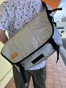 TIMBUK2tin back 2 waterproof messenger bag Dolores Chiller M 2014 year of model regular price 15000 jpy tax not included new goods tag attaching unused 