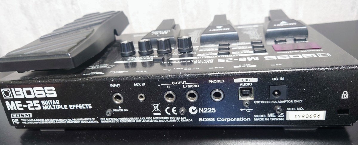 BOSS ME-25 Guitar Multiple Effects ギター用マルチ・エフェクター