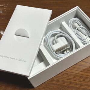 iPhone4S 純正付属品 充電ケーブル イヤホン 新品未使用品