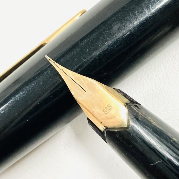 X010-B121-17 ☆ MONTBLANC モンブラン 万年筆 ペン先14K/585 刻印入り