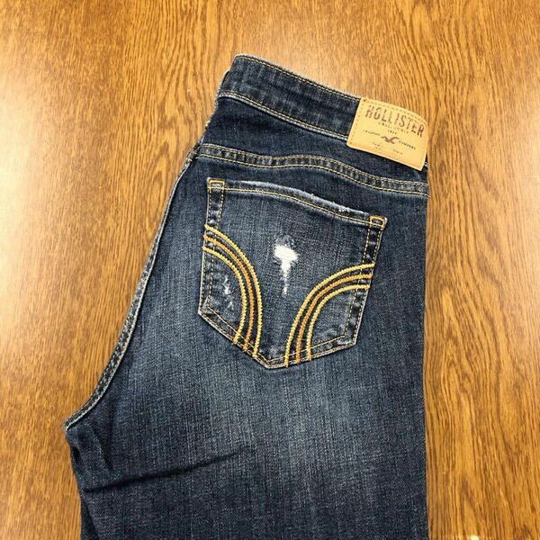 【EG135】HOLLISTER W28 L33 色落ち加工 ダメージ加工 ジーンズ デニムパンツ ポケット浅め ストレッチ ブランド古着 ホリスター 送料無料