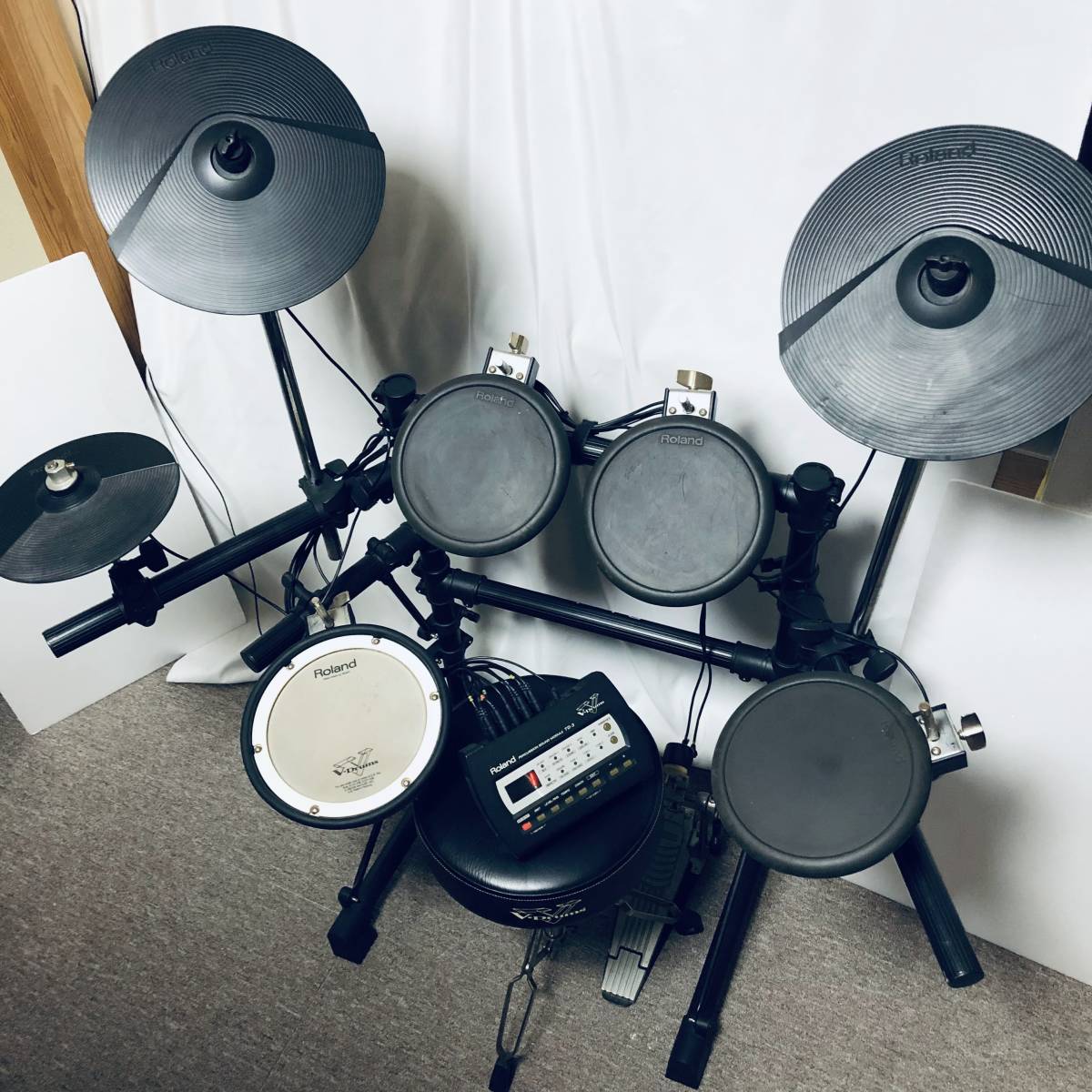 電子ドラム】音出し確認済み 現状品 Roland ローランド V-Drums TD-3